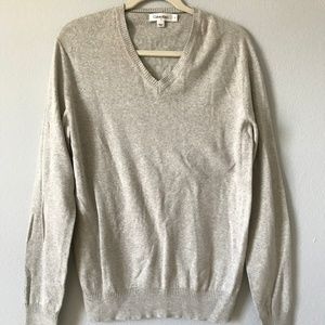 Calvin Klein l V-neck sweater